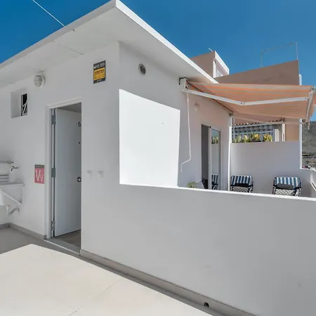 Centrico Atico Con Terraza Privada アパート *